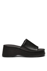 THERAPY Cindy Sandal Black